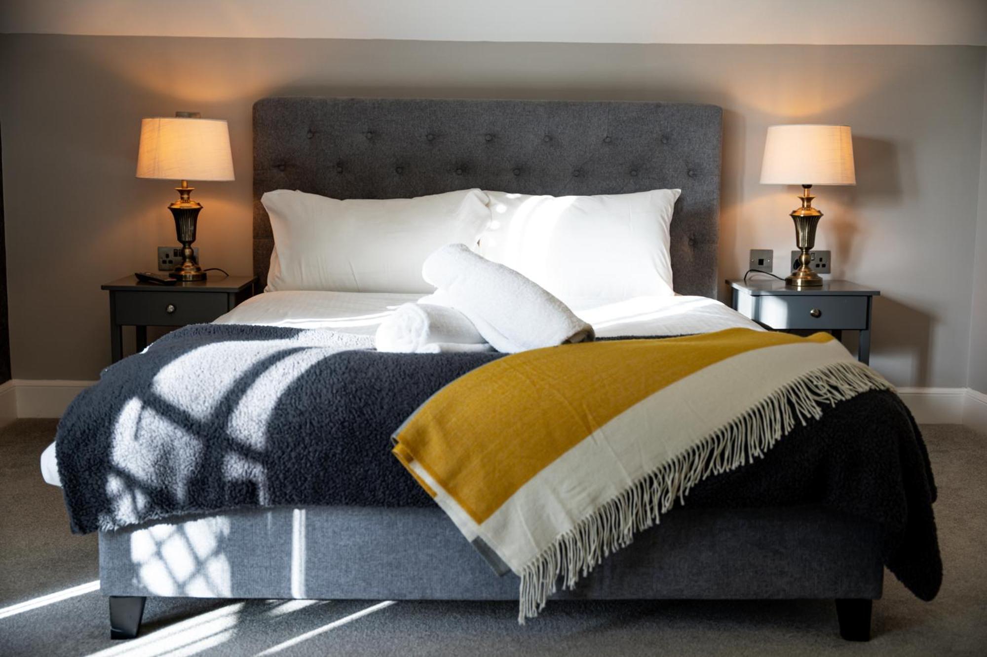 Escape Ordinary At Lough Erne Golf Village 에니스킬런 외부 사진