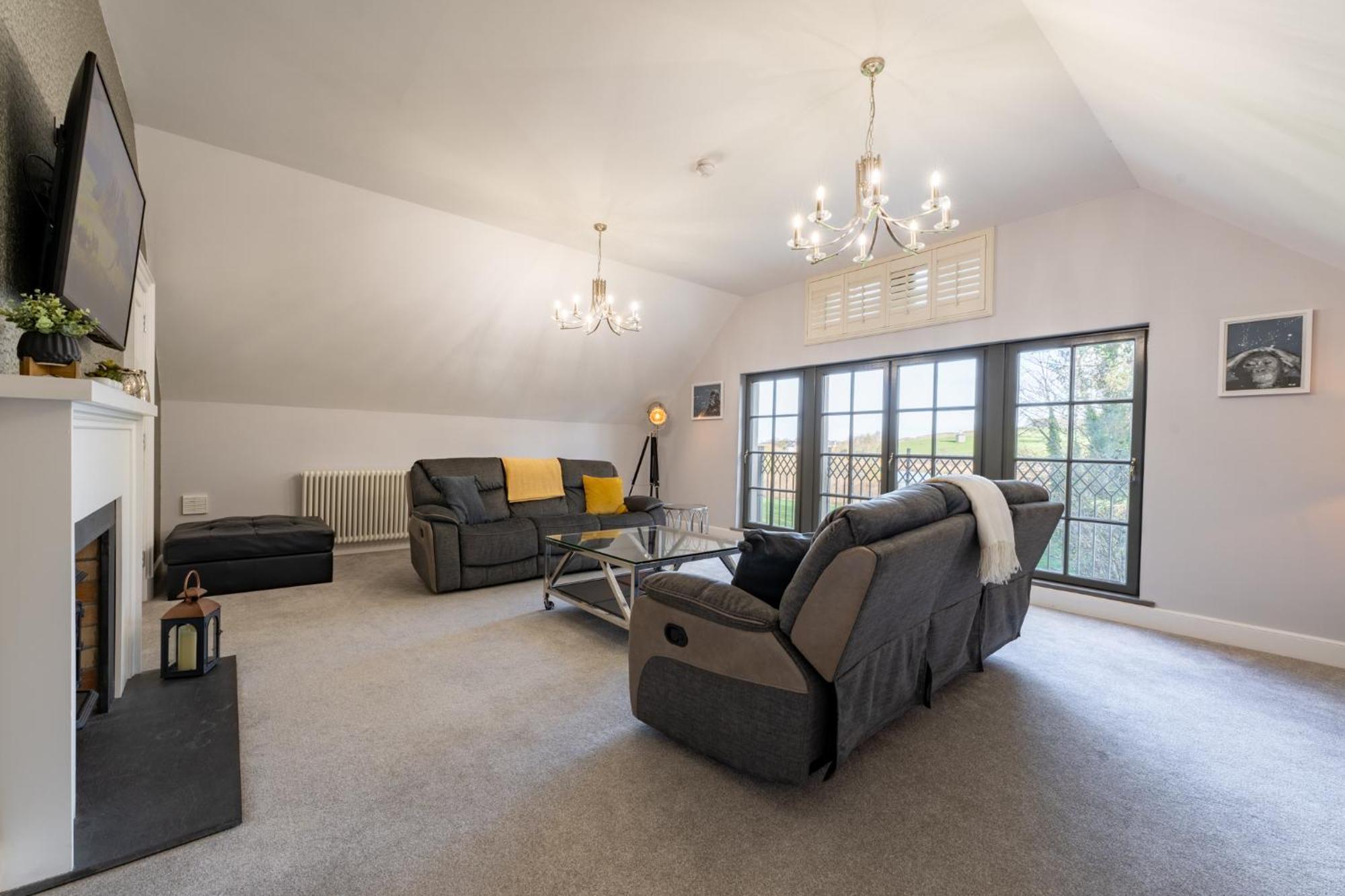 Escape Ordinary At Lough Erne Golf Village 에니스킬런 외부 사진